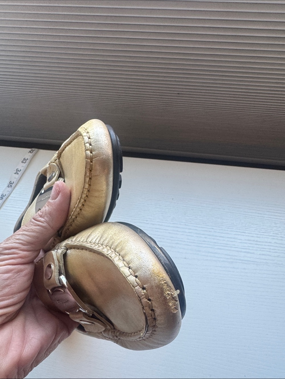 Salvatore Ferragamo Metallic Gold Leather Loafers with Signature Gancini - Picture 5 of 10